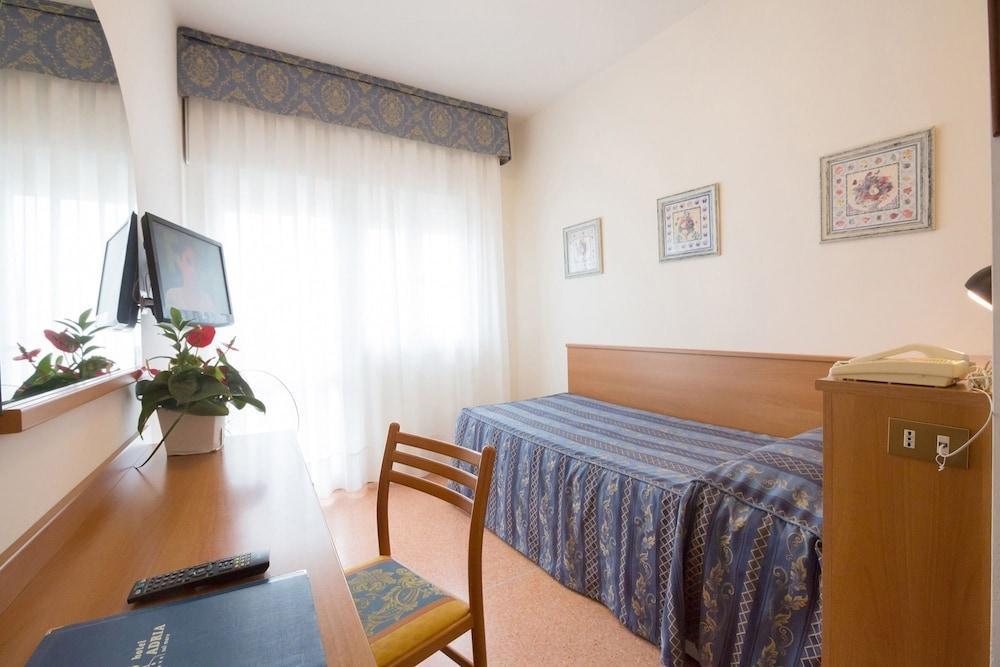 קאורלה Hotel Adria Sul Mare מראה חיצוני תמונה