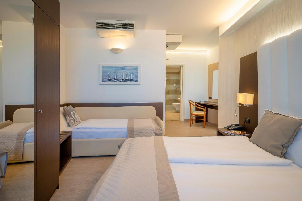 קאורלה Hotel Adria Sul Mare מראה חיצוני תמונה