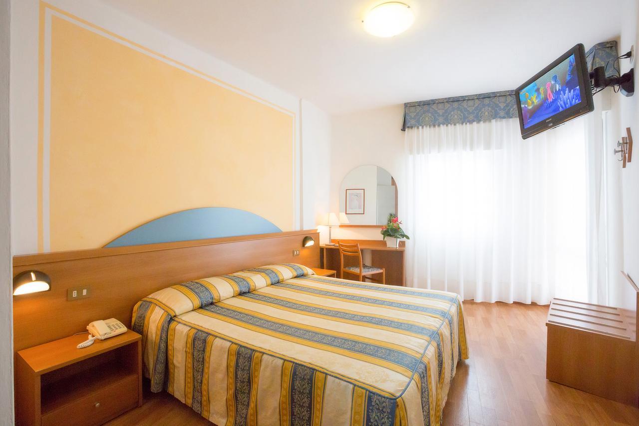 קאורלה Hotel Adria Sul Mare מראה חיצוני תמונה